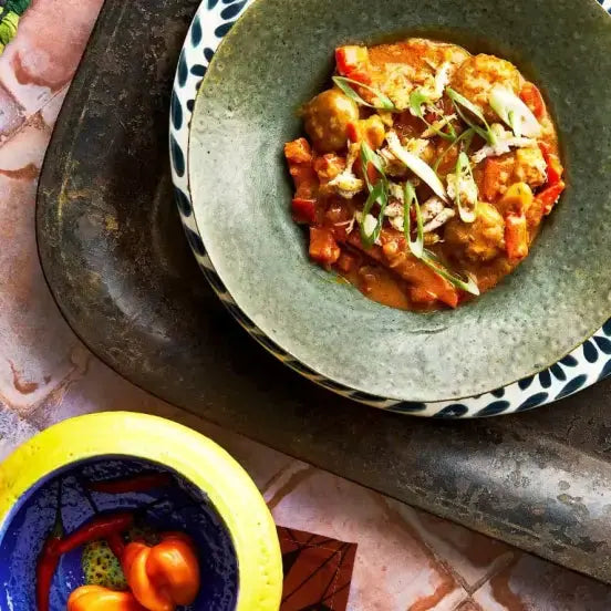 Maya's Curry laroot-world